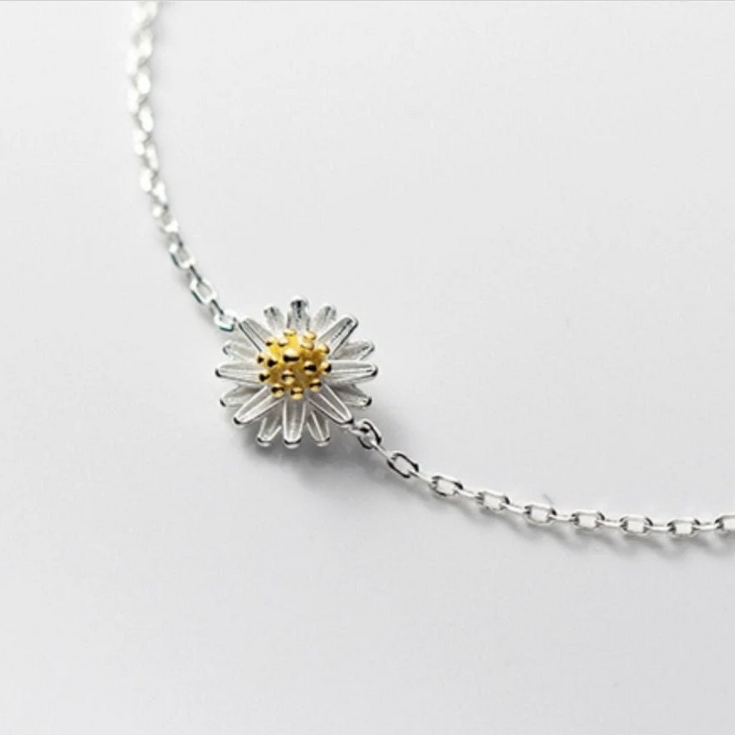 Dainty Daisy Charm Bracelet