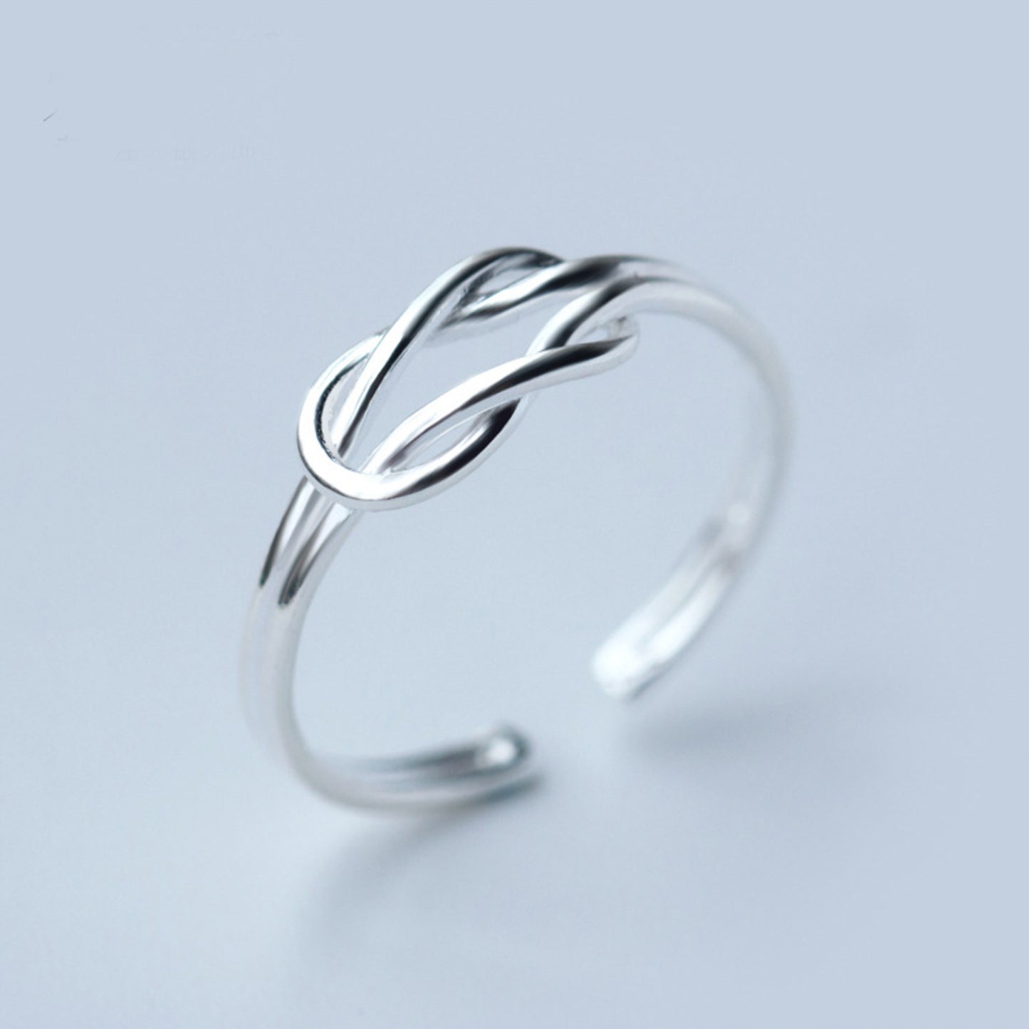 Adjustable Knot Ring