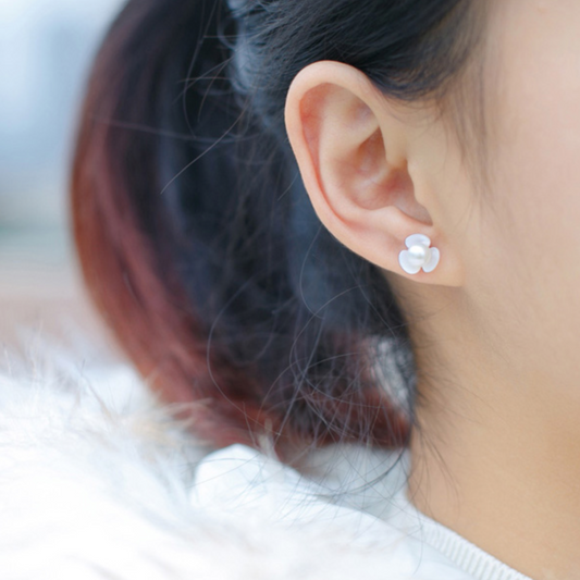 Pearl Flower Stud Earrings