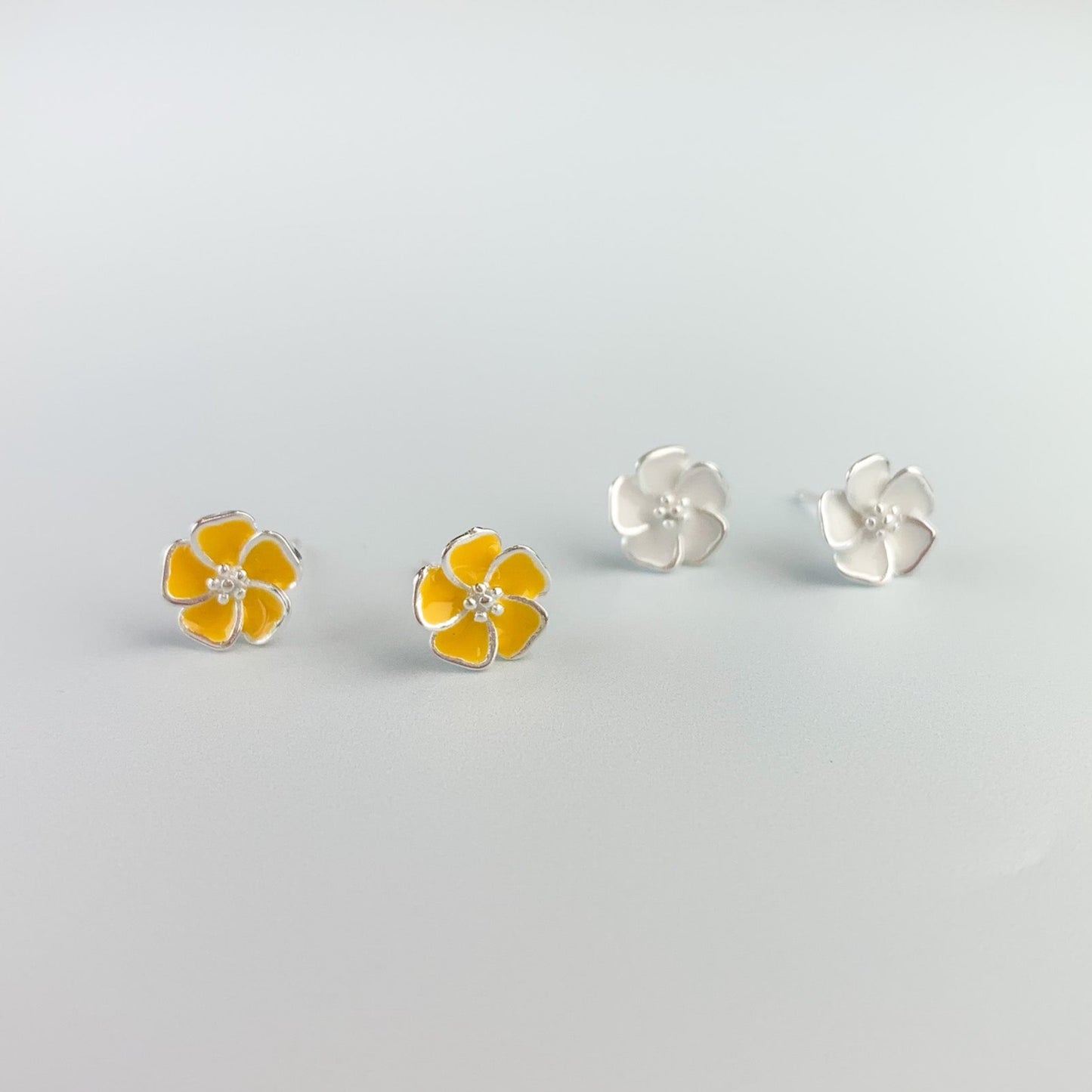 White and Yellow Flower Stud Earrings