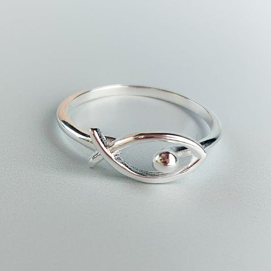 Minimalist Fish Adjustable Ring