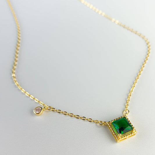 Green Crystal Pendant Necklace
