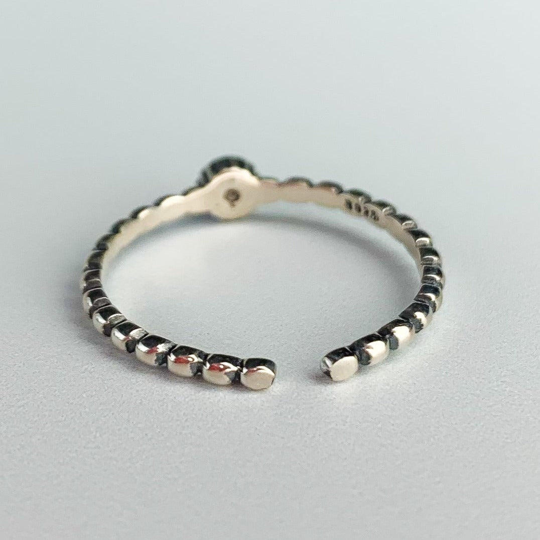 Thin Band Crystal Detail Ring