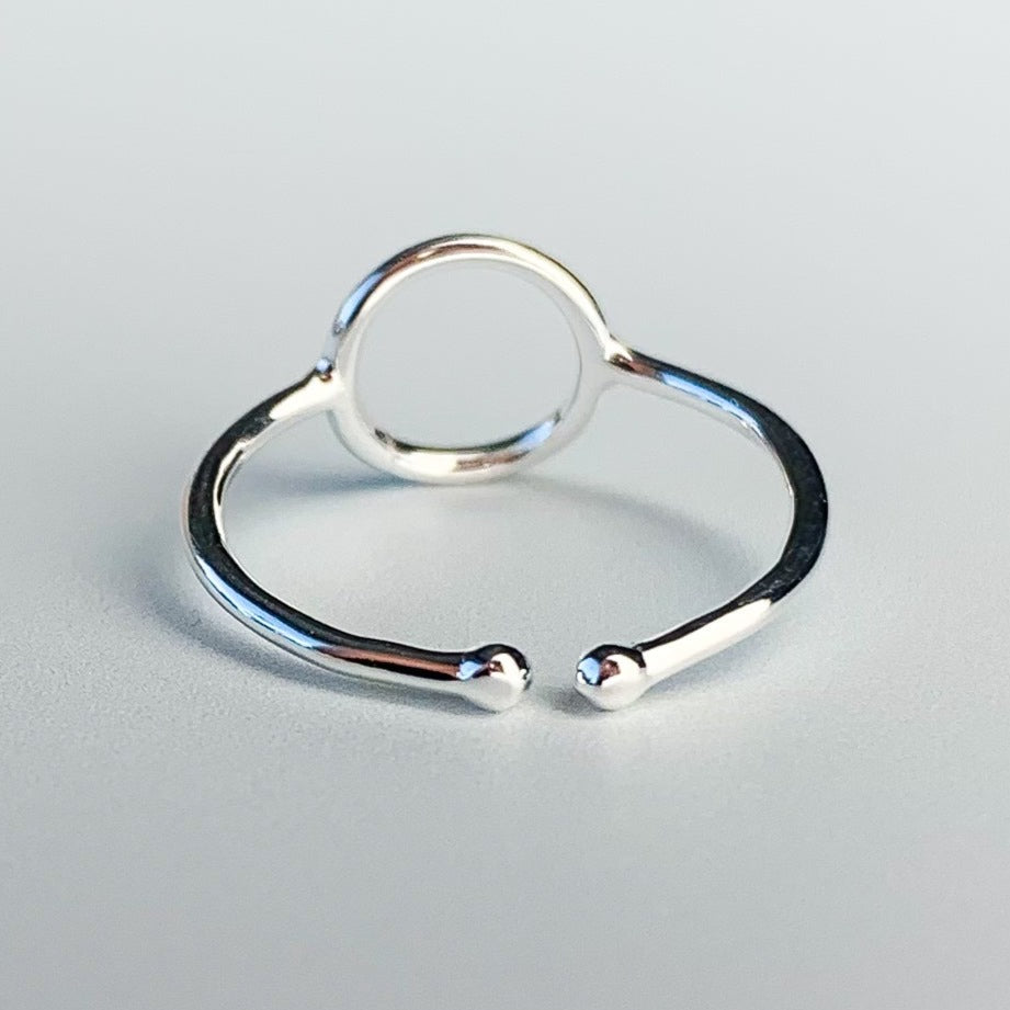 Circle Cutout Adjustable Ring