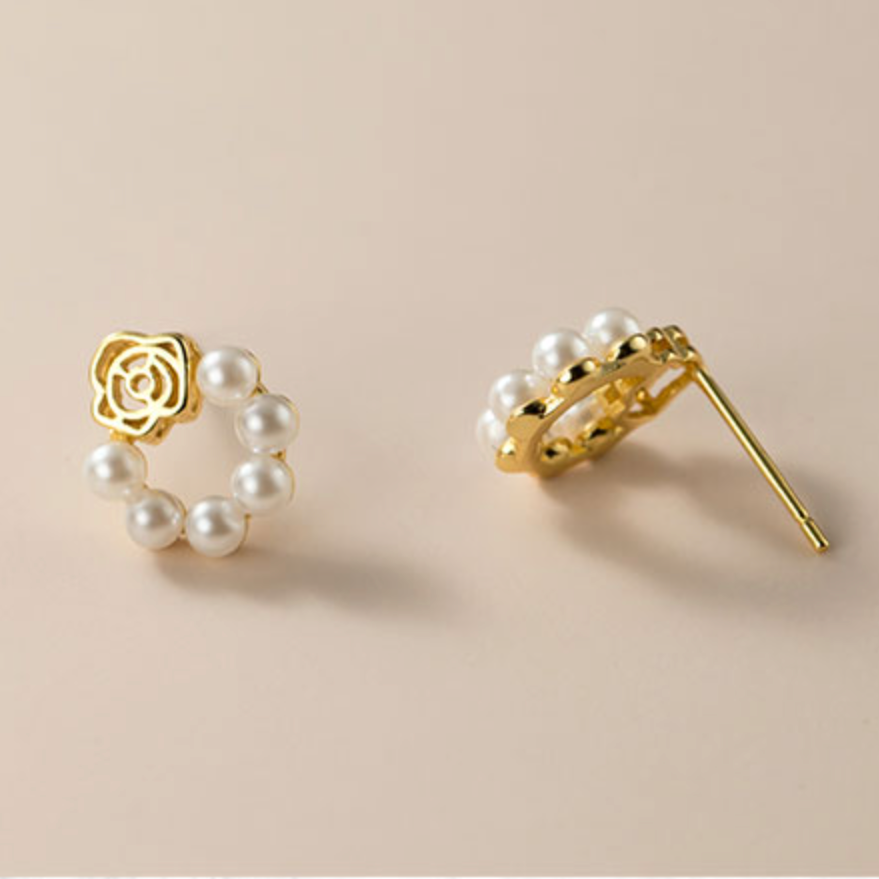 Pearl Circle Rose Stud Earrings