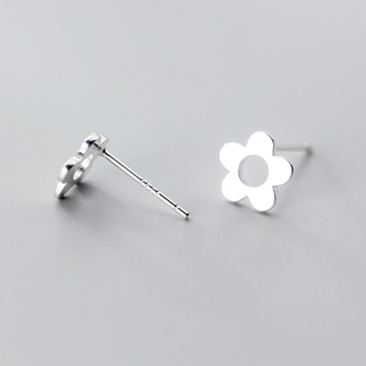 Simple Flower Stud Earrings