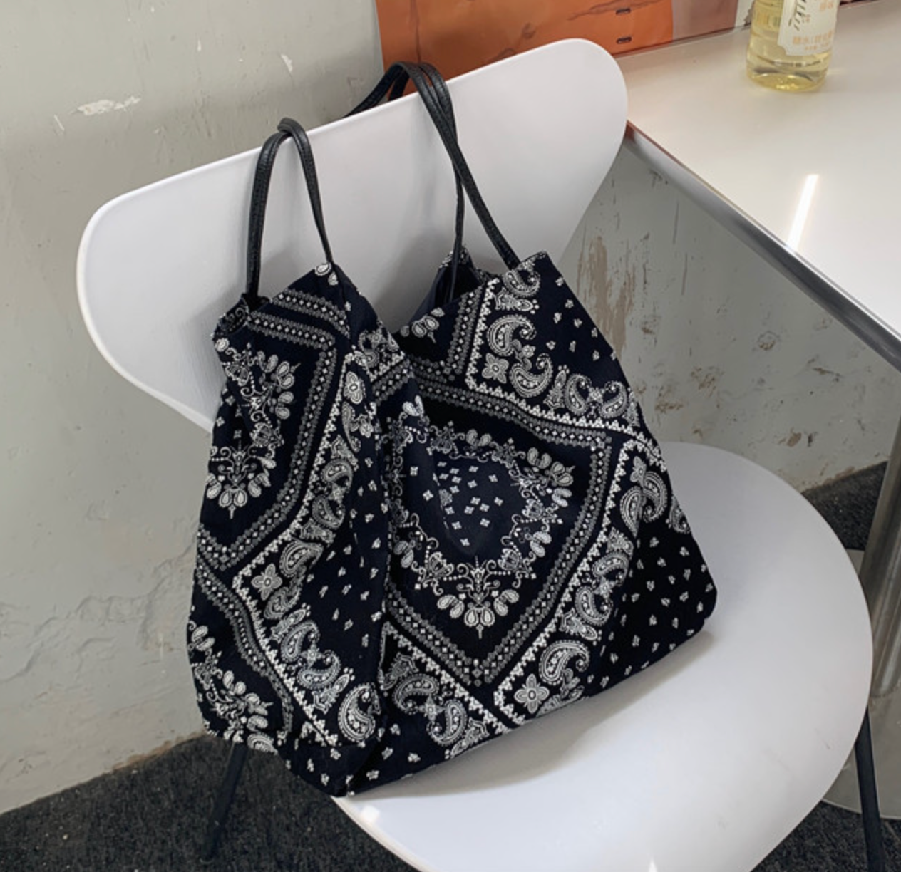 Long strap tote online bag