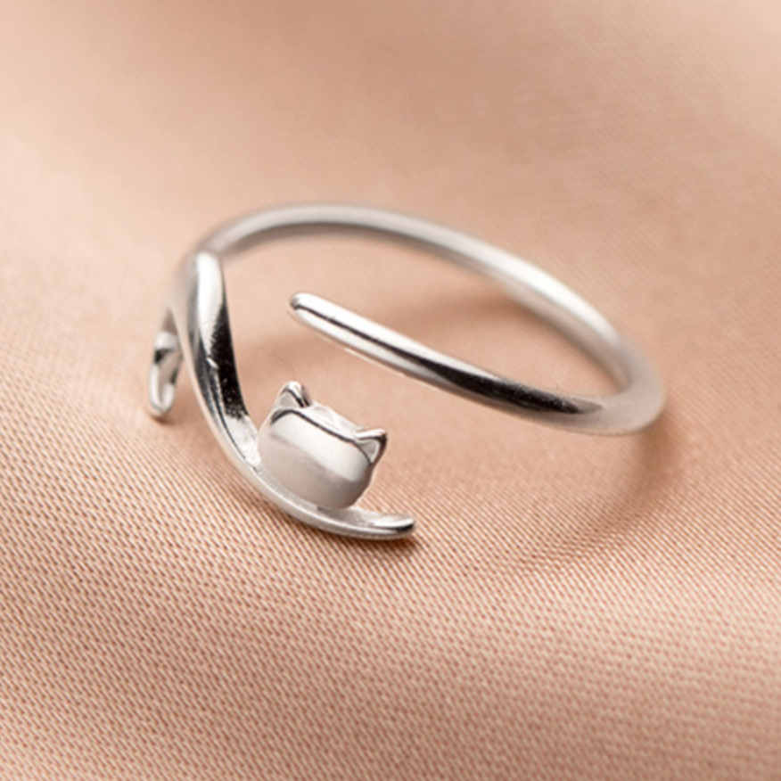 Cat Tail Adjustable Ring