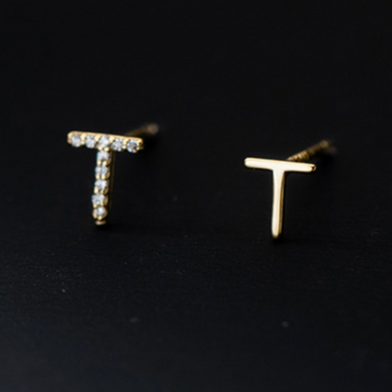 Crystal Detail T Stud Earrings