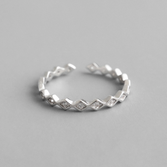 Diamond Shape Band Crystal Ring